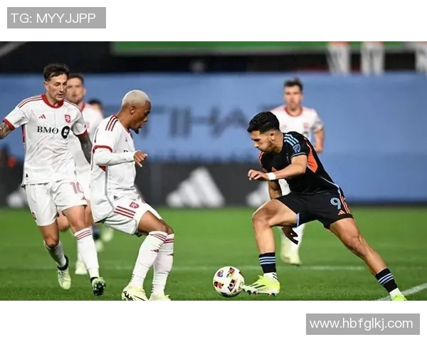 亚特兰大联迎战多伦多FC强强对决谁能笑到最后
